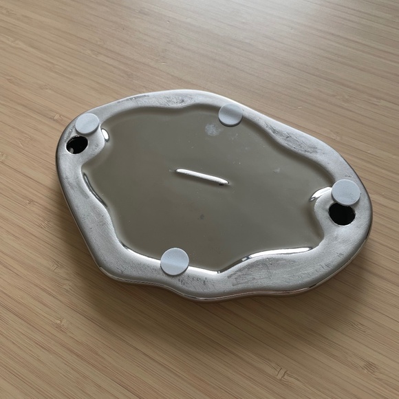 Cloud-Shaped Ceramic Silver Tray - Picture 7 of 7